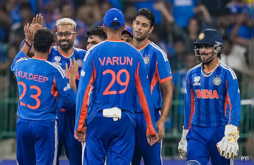 IND vs PAK: महाशिवरात्रि पर भारत की शानदार जीत! टीम इंडिया ने पाकिस्तान को 61 रन से हराकर सुपर-8 में बनाई जगह